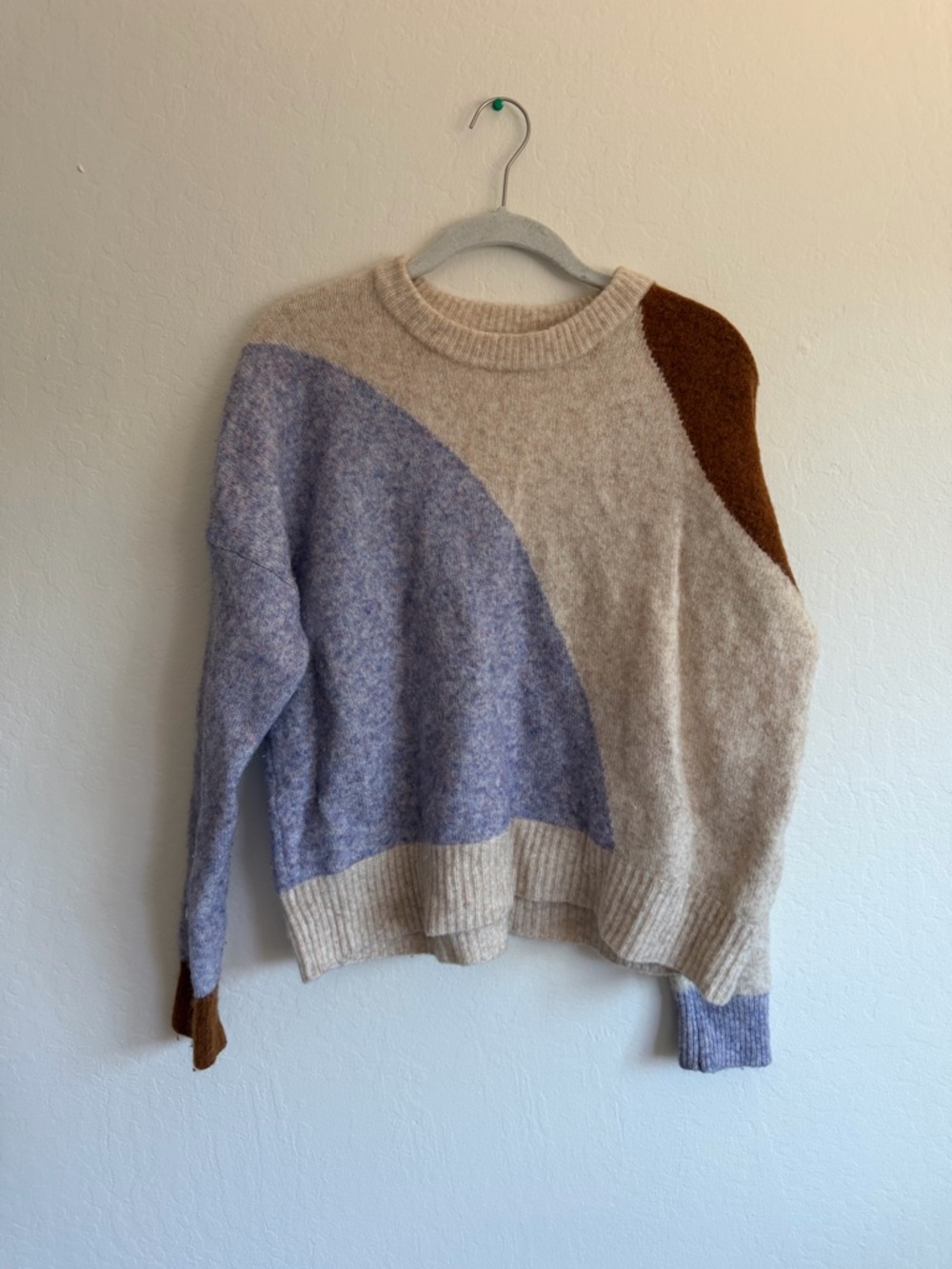 Color Block Sweater - Picture 5 of 5
